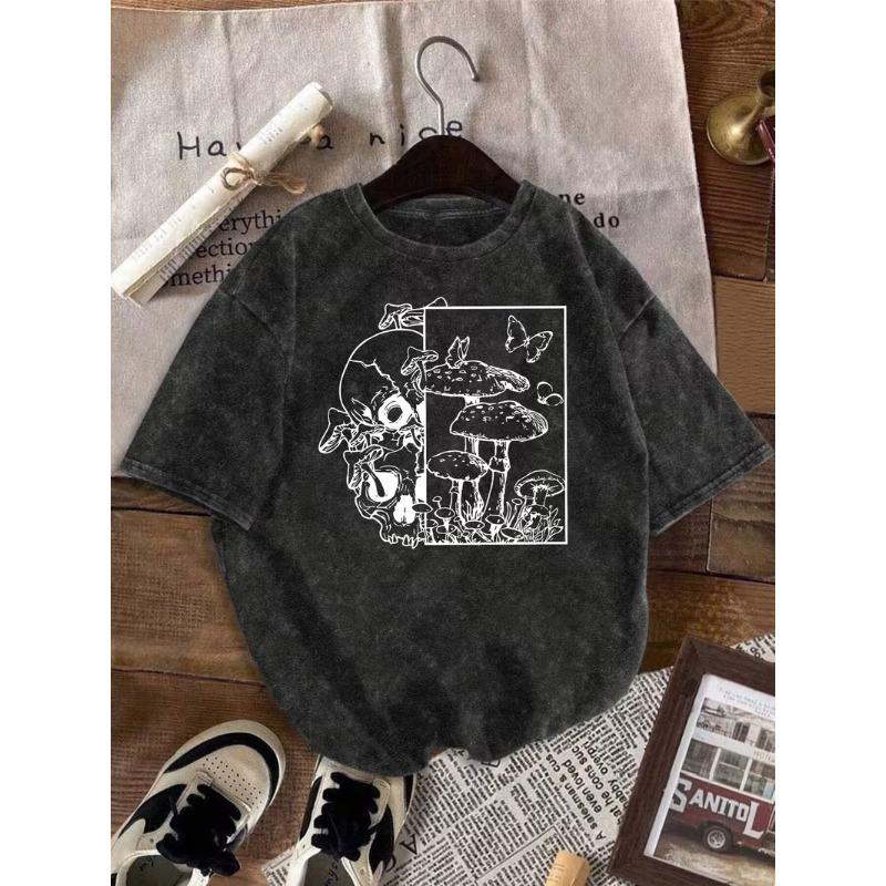 Vintage Washed Black Skull Mushroom Butterfly Print T-Shirt Dark Grunge Gothic Graphic Short Sleeve Top S