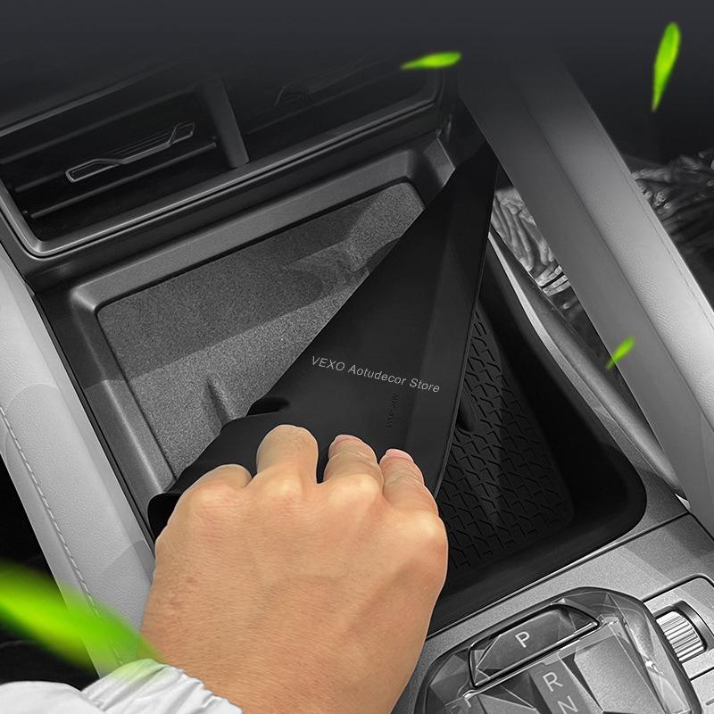 Silicone Wireless Charger Pad Anti-slip for BYD Atto 2 Yuan UP 2024 2025 Car Phone Charging Mat Protective Pad Accessories