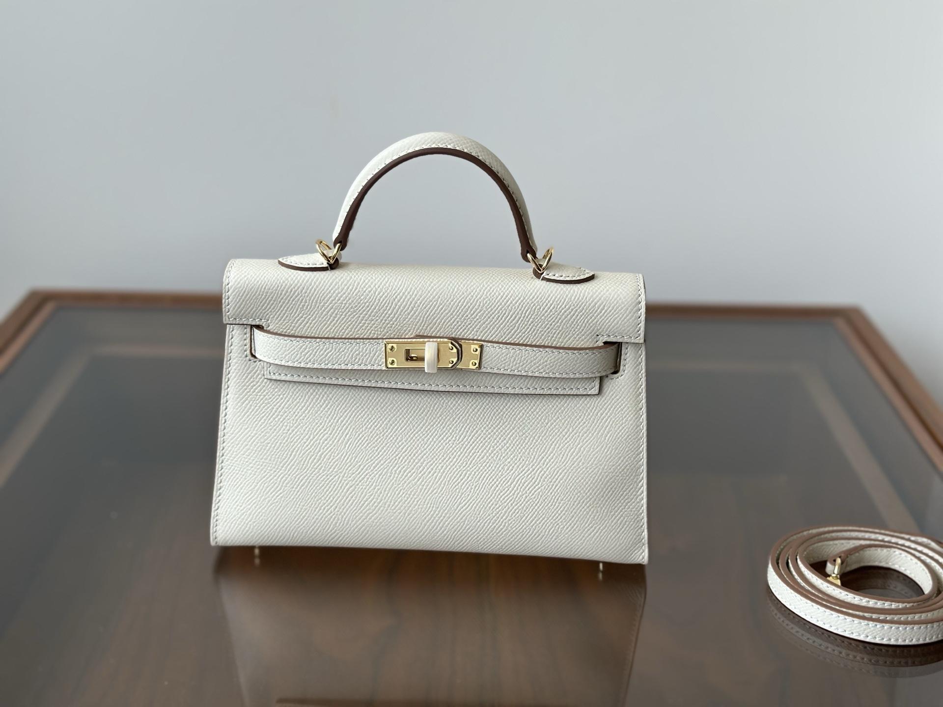 

Сумка из натуральной кожи ручной работы из коровьей кожи Модная однолямочная сумка-тоут из коровьей кожи Женская сумка из коровьей кожи для трансграничной торговли 21cm белый