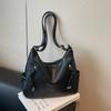 PU Zipper Fashi Tote Bags High Quality Large Capacity Versatile 2026 New Bags for Women Autumn Commuting Shoulder Bags