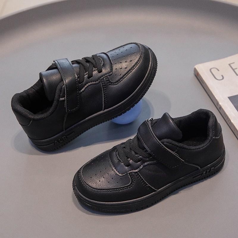 Kids Casual Sneakers Boys Girls Soft Sole Non-Slip Rubber Breathable Plain Black White