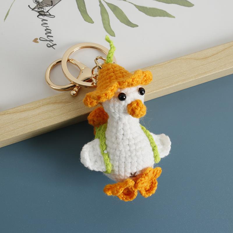 Cute Duck Doll Keychain Handmaking Crochet Animal Doll Keyrings For Bag Pendant Cartoon Duck Crochet Keychain Custom Accessories