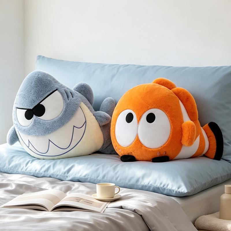 Cartoon Marine Animal Plush Pillow: Shark Star Cuddly Doll Sofa Cushion for Kids