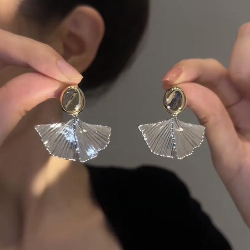 

Сережки Гінкго