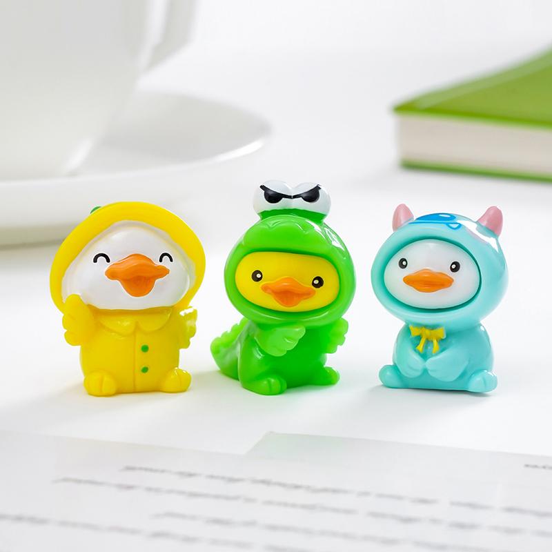5-Piece Mixed Cute Duck Resin Miniatures Figurines, Adorable Mini Duck Statues, Diy Craft Accessory, Car Dashboard Ornament