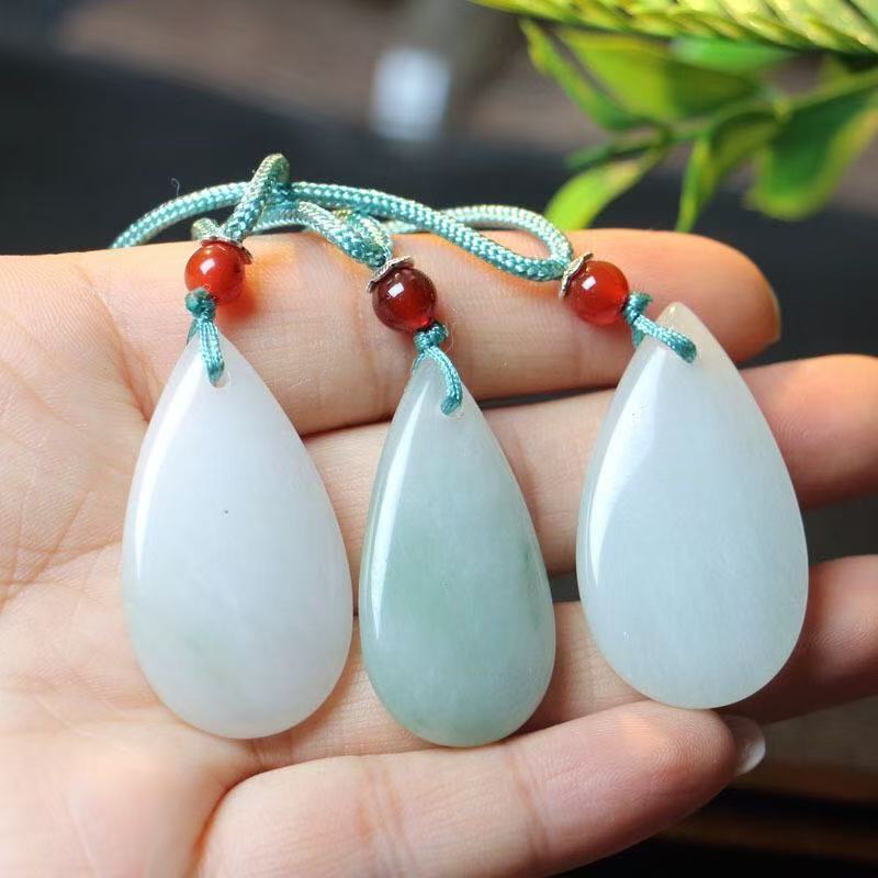 Pendant Wu Shi Brand Double-sided Hollow Ruyi Ping an Buckle Necklace