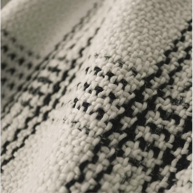 Elegant Black and White Checkered Bat Sleeve Wool Coat