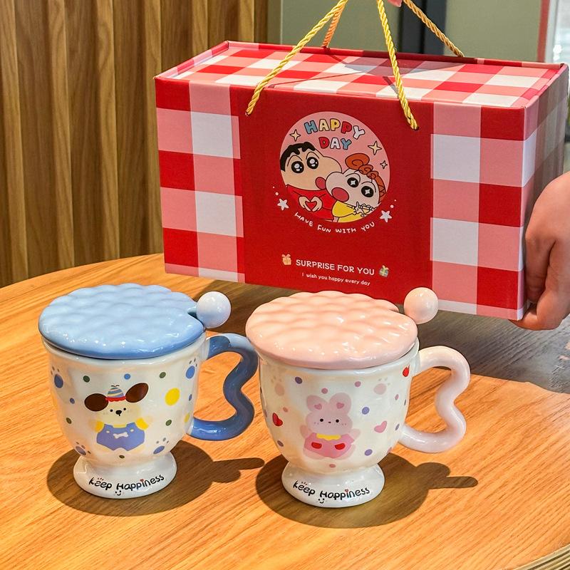 Niedliches Paar Tassen Geschenkbox mit hochwertigem Glaswasserbecher, hochwertiges Hochzeitsgeschenk, Geburtstagsgeschenk