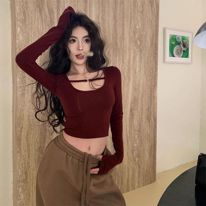 

Women s Slim Fit Long Sleeve U-neck T-shirt for Autumn/Winter - Waist-cinching Chic Base Layer M (recommended for 90-105 jin) вино красного