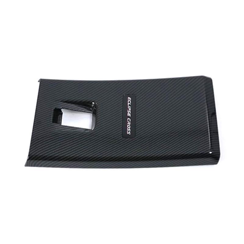 Kompatible Innenausstattung für Mitsubishi Eclipse Cross: Schalthebelrahmen, Schaltknauf, vordere und hintere Luftausströmer, Navigationsrahmen und mehr.