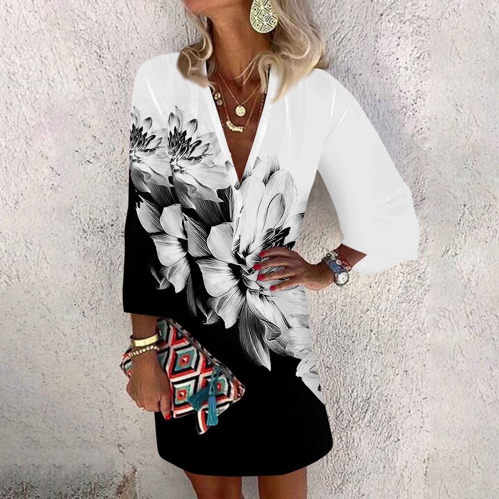 

Women’s Casual Vintage Floral Print V Neck Button Henley Dress with Three Quarter Sleeves and Relaxed Fit for Everyday Wear S чорний