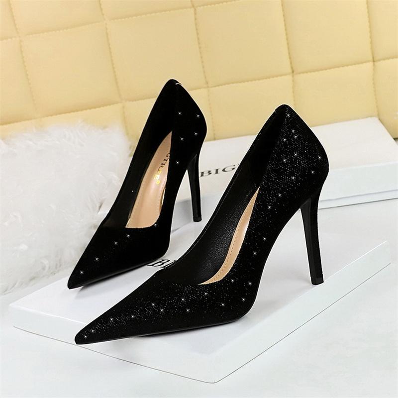 

Fashion Versatile Style Fashion Women Bling Party Pumps Thin Super High Heel Shallow Mouth Pointed Toe Corduroy Wedding Single Shoes 34