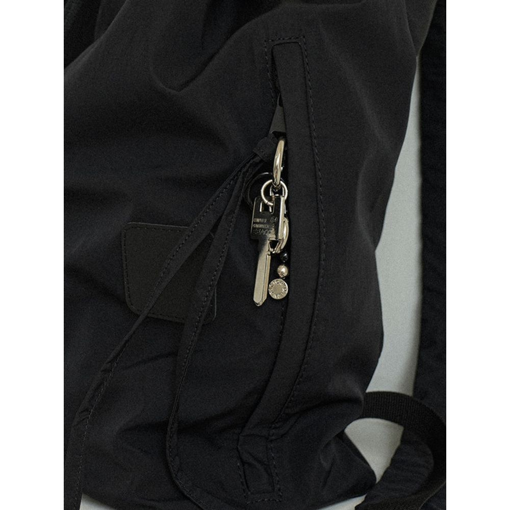 DAWN FACTORY RING KEYRING BLACK