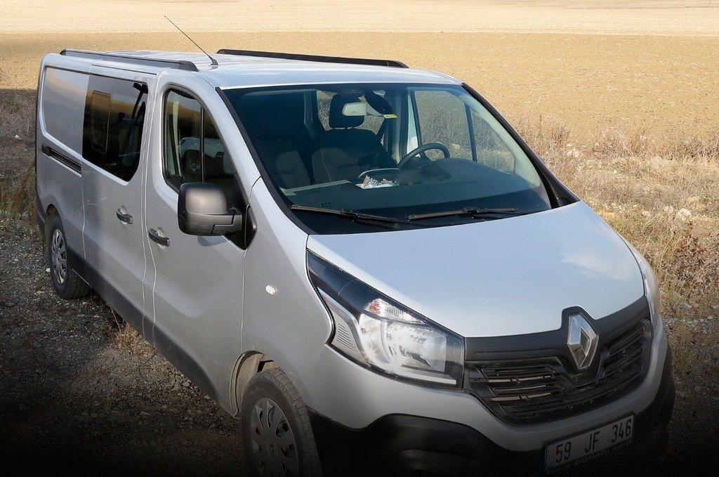 Integrated Roof Rails (black) Long Base for Opel Vivaro 2015-2019