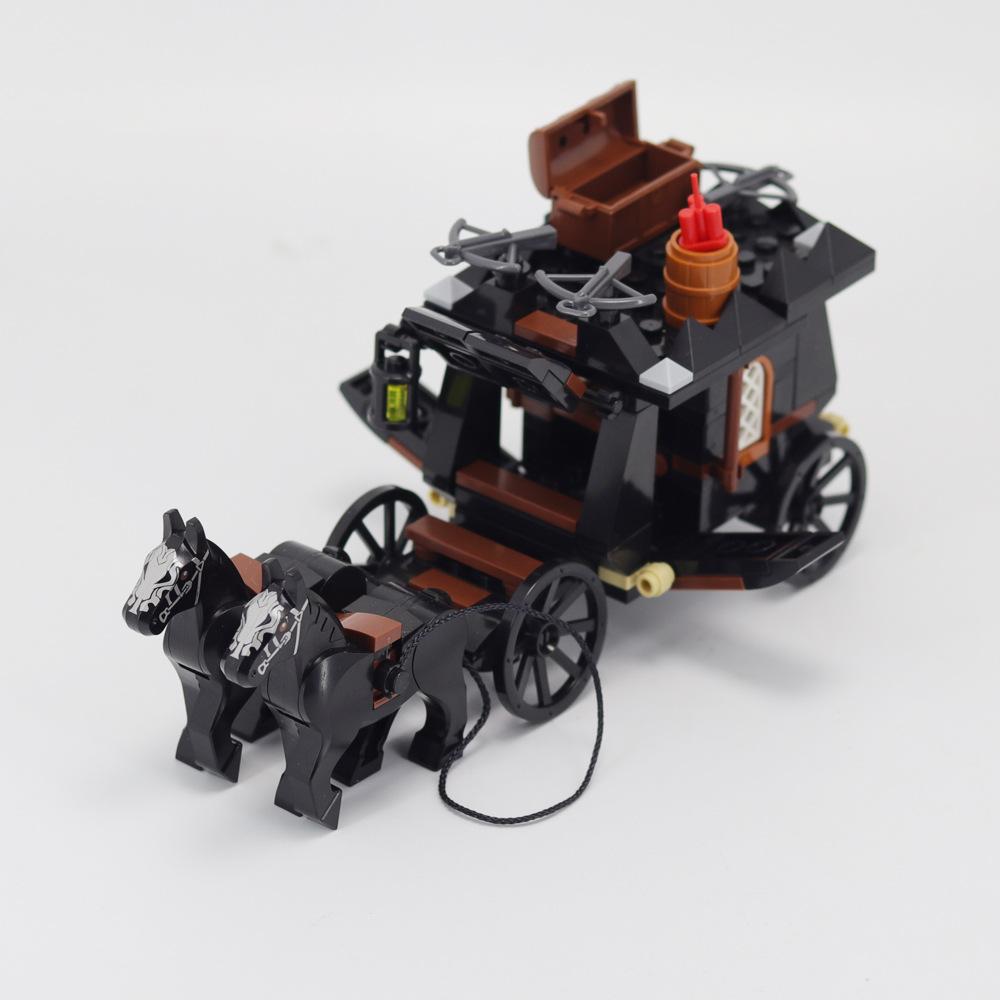 Building Block Carriage Assembly Medieval Ancient Scene Ornament Grand Theft Carriage Transportation Model Ornament