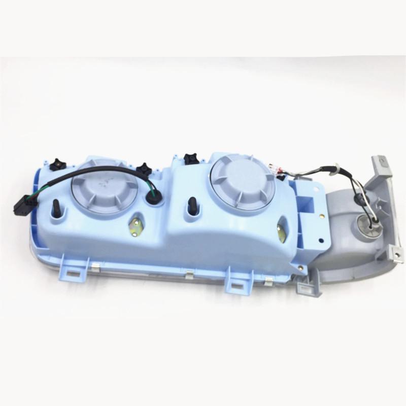 

Shaanxi Aolong and Sinotruk Steyr King Headlight Assembly Right Side Co-driver Standard