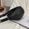 Large Capacity Japanese Style Crossbody Bag Leather Soft Dumpling Shaped Bag Versatile Zipper Closure Travel Shoulder Bag Casual