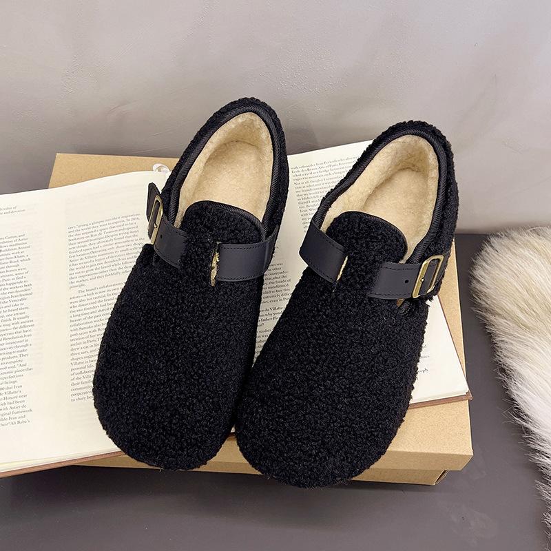 

The new outer fleece warm cotton shoes are flat and comfortable casual slip-on shoes, non-slip Doudou 41