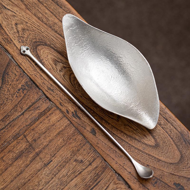 

Retro Zen Tea Spoon Handmade Tin Lotus Leaf Tea Holder Wake Up Caddy Spoon Kung Fu Utensils Tea Scoop