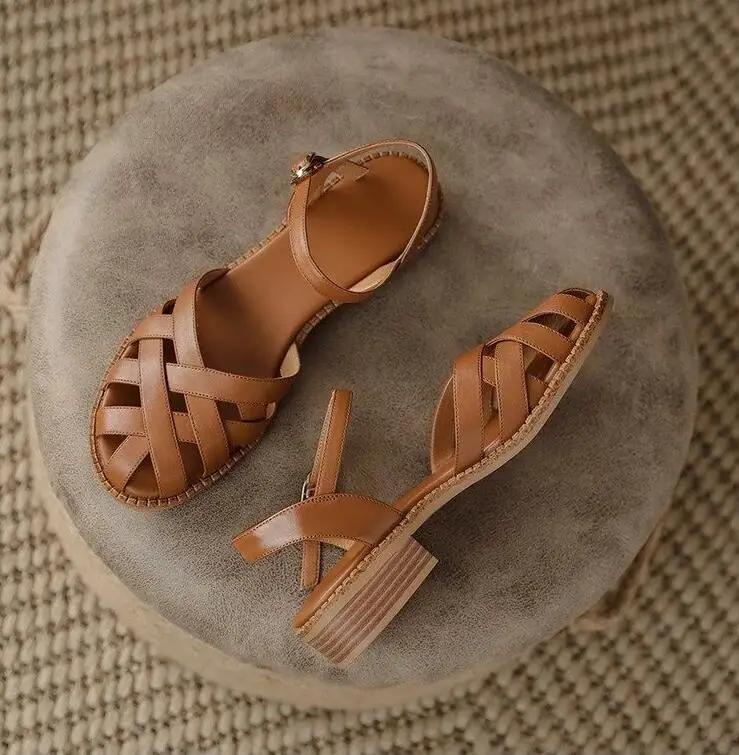 Fashion Retro Style 2025 Summer New Women Sandals Fashion Elegant Weave Cover Toe Shoes Ladies Comfort Low Heel Beach Vacation Sandalias