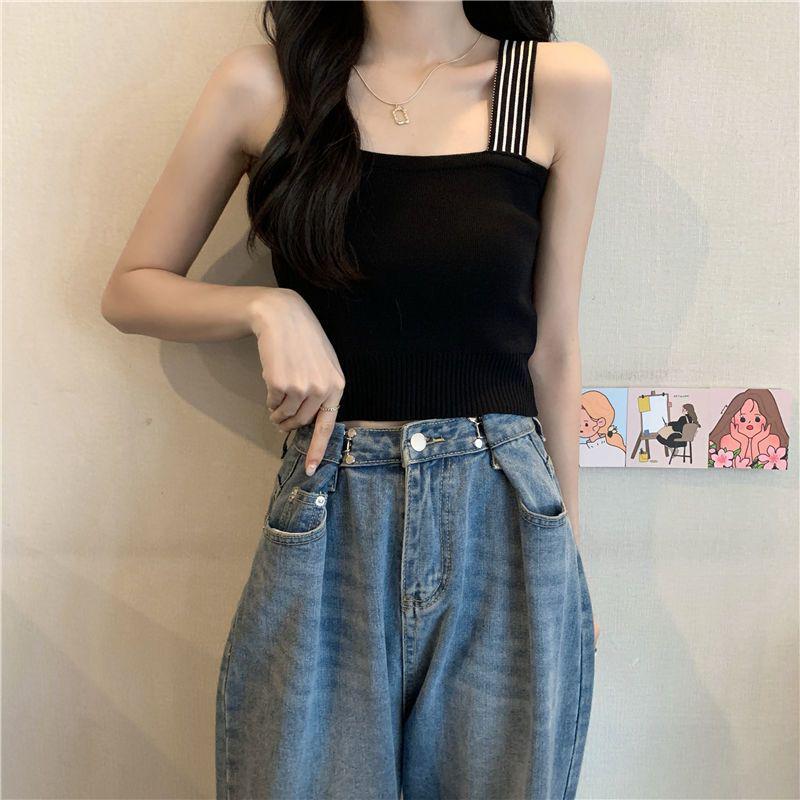 

Korean Style Summer Knit Vest Camisole - Women s Sweet & Spicy 2-Piece Set S [suitable for 70-90 lbs]