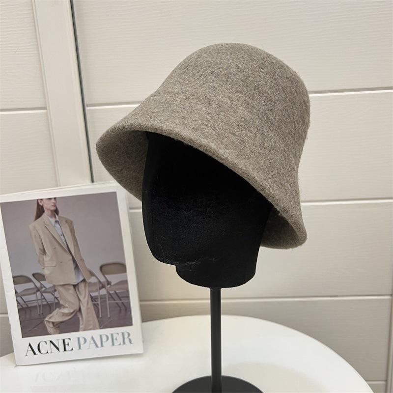 

Thick warm autumn and winter wool bucket hat female simple fashion retro literary straight bucket hat M（56-58cm） чорний