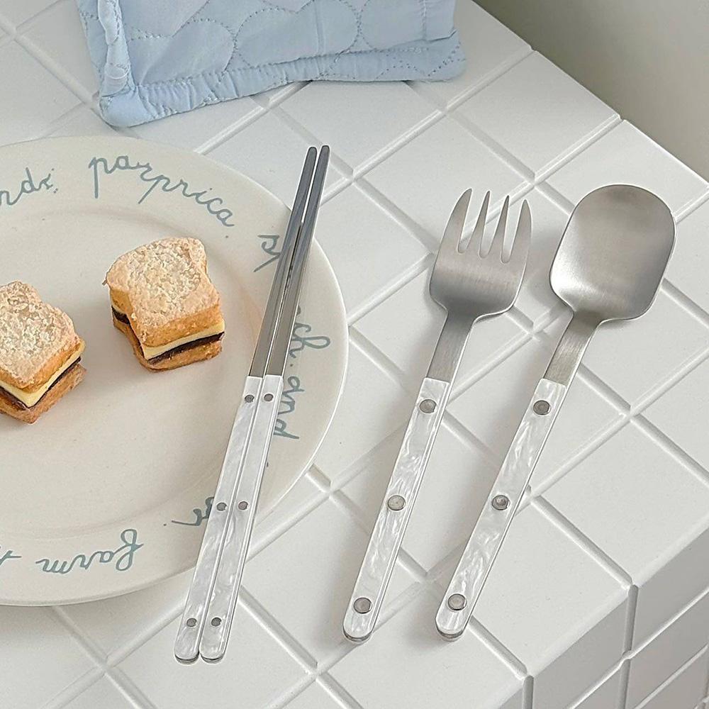 304 Stainless Steel Cutlery Set Three Piece Western Knife Fork Spoon Luxury Tableware for Home Hotel and Steak Meal Service
