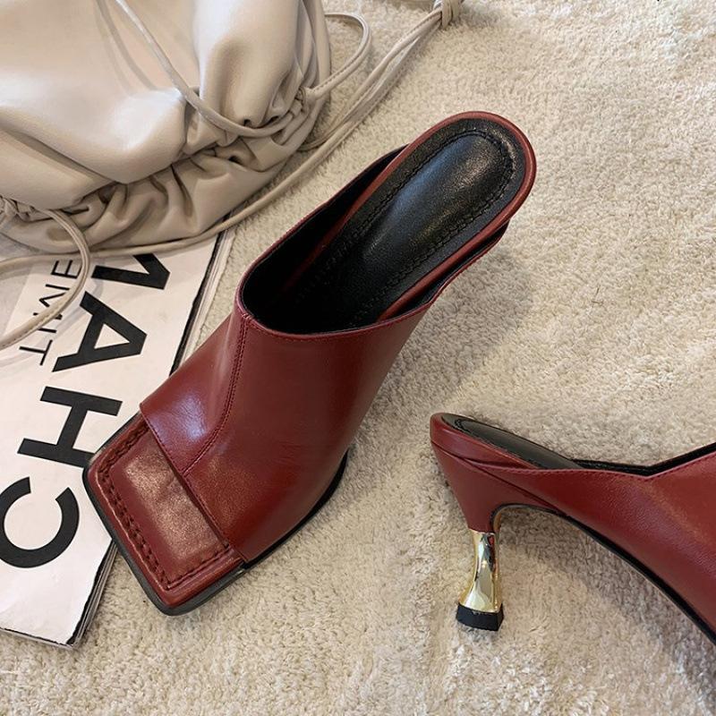 Mode Sandalen mit eckiger Zehenpartie Sommer neu bequem einreihig einfarbig mittelhoch modisch Outdoor-Sandalen für Damen