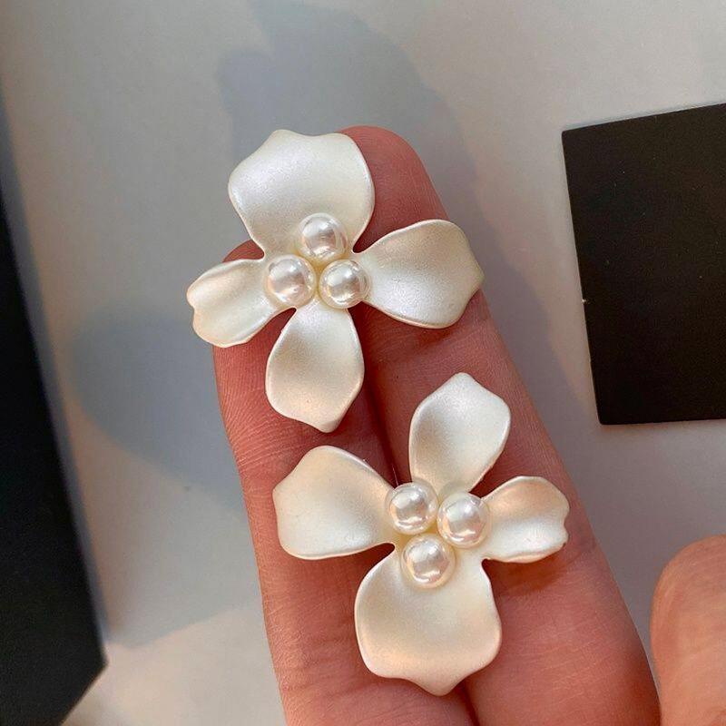 French Silver Needle White Pearl Petal Stud Earrings for Women - 2026 Light Luxury High-End Niche Design