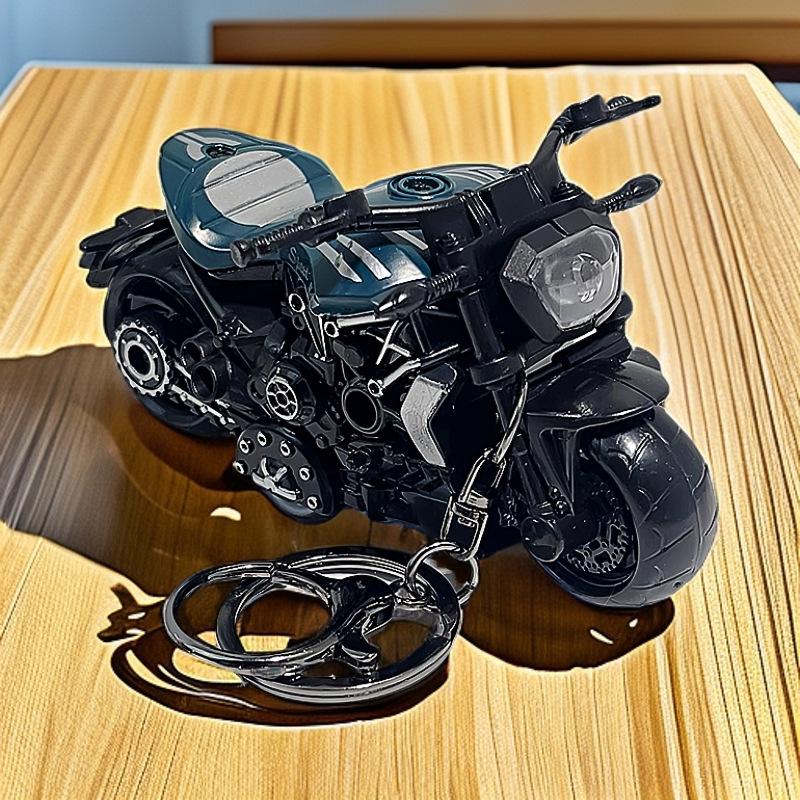 

Creative Motorcycle Keychain & Backpack Pendant Gift