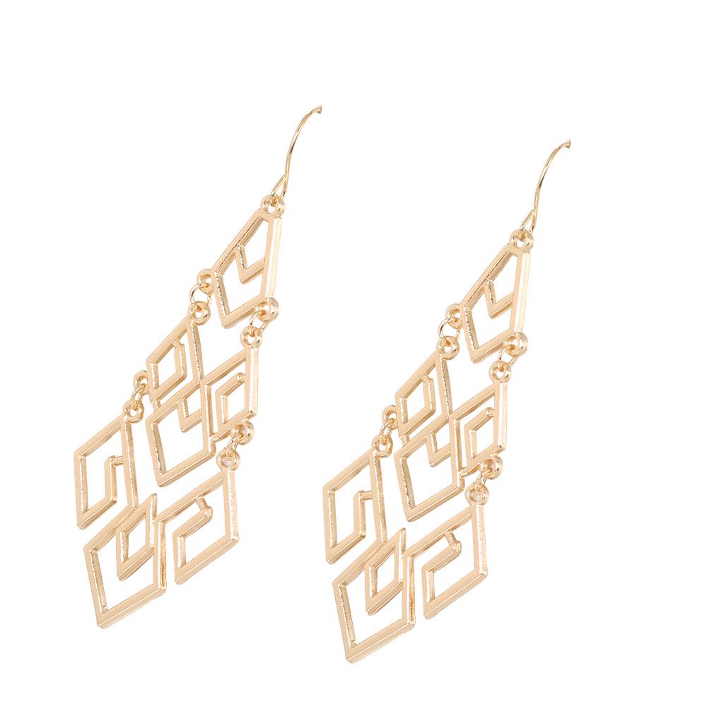 European-American Simple Geometric Diamond-Shaped Stud Earrings for Women