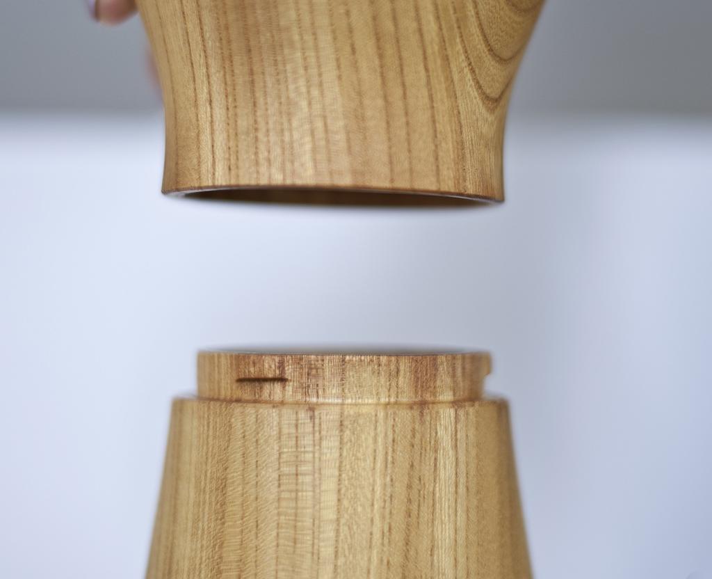 MokuNeji X Kalita COFFEE MILL Wooden Zelkova Coffee Mill