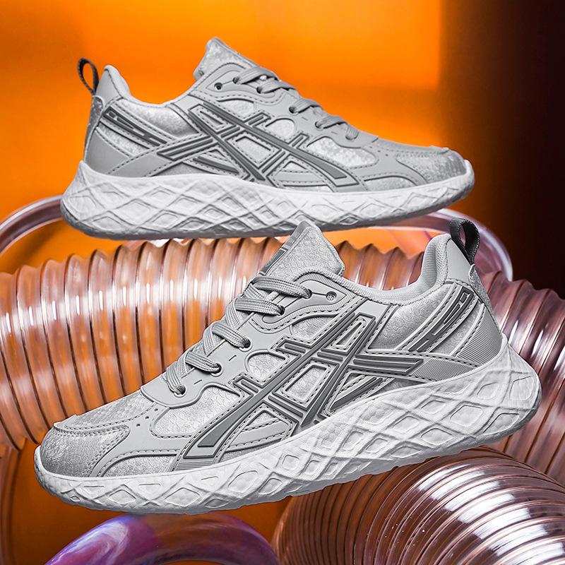 

Sneakers Men s autumn leather surface waterproof, lightweight and non-slip casual sports running shoes Student white shoes tide winter 44 сірий колір