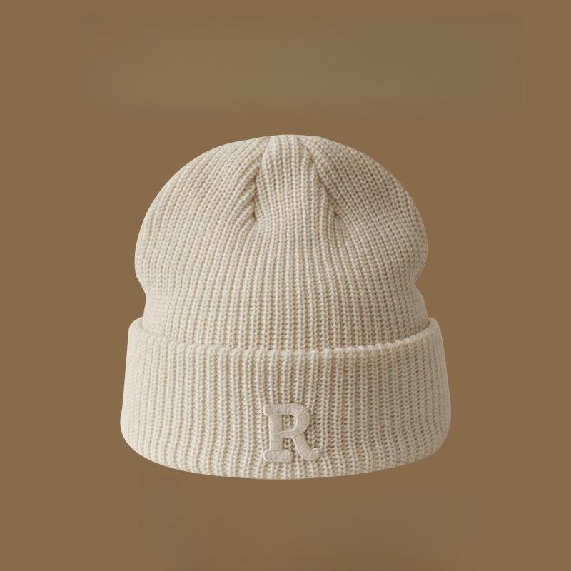 Autumn and Winter Letter R Standard Wool Hat, The Same for Men and Women, Simple and Versatile Knitted Hat, Cold-proof and Warm Cover, Cold Hat