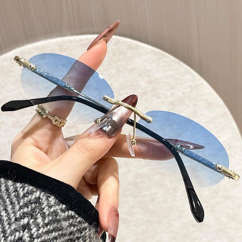 Rimless Sunglasses Rectangle Fashion Popular Women Shades Small Square Eyeglasses for Female Male Summer Traveling Oculos