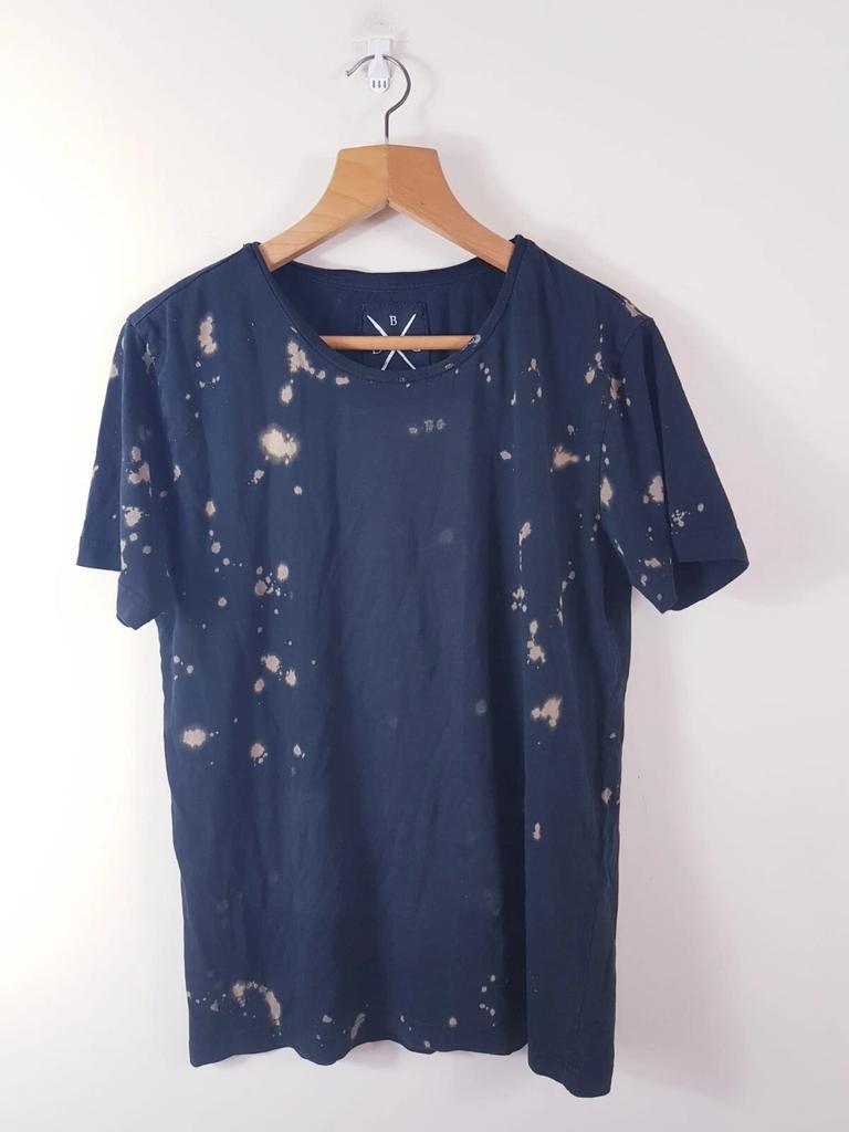 Dyeby Design Mens Short Sleeves T Shirt Size M