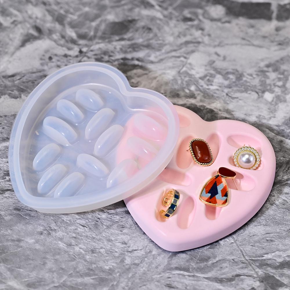 DIY Silicone Mold for Round and Heart-Shaped Jewelry Storage Trays - Crystal Epoxy Ring Organizer