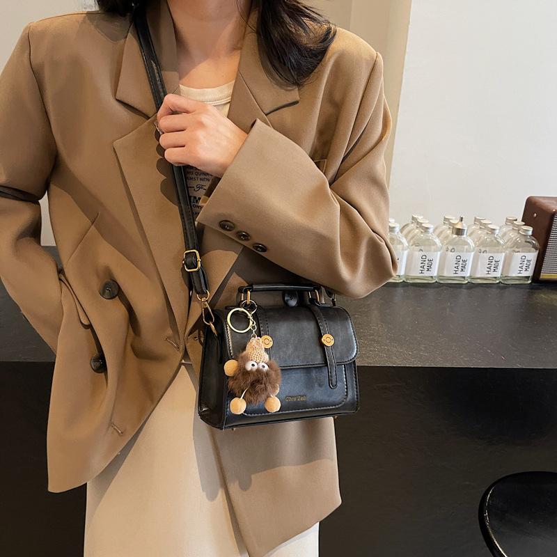 Premium Retro Handbag Bag Women'S Winter Popular Versatile Commuter Shoulder Bag Crossbody Small Square Bag