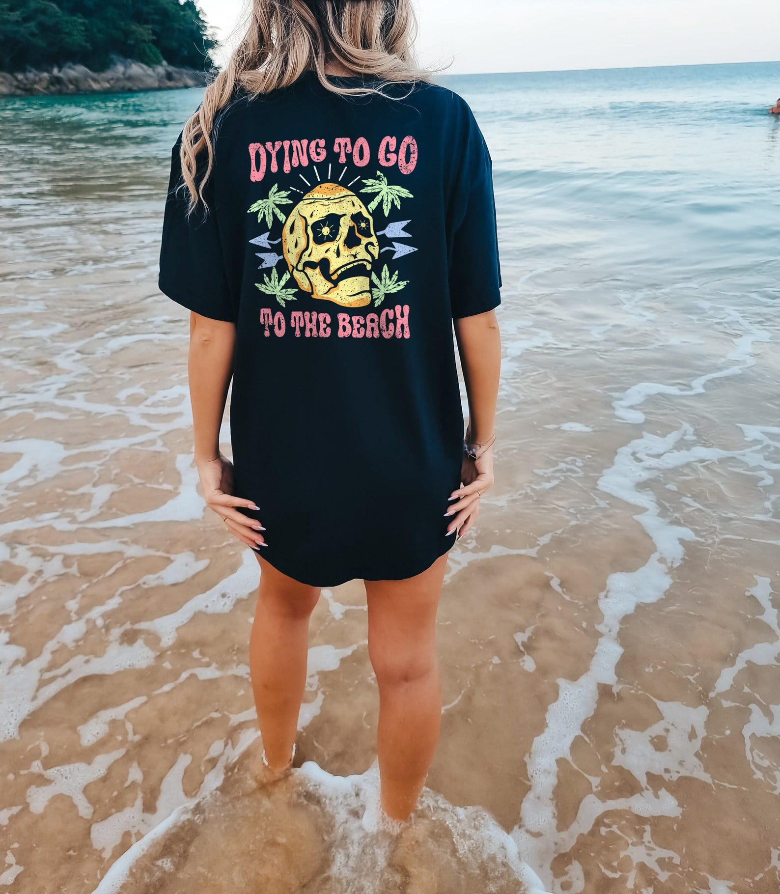 Retro Skull Beach T-Shirt: Distressed Summer Graphic Tee, Ring Spun Cotton 4XL