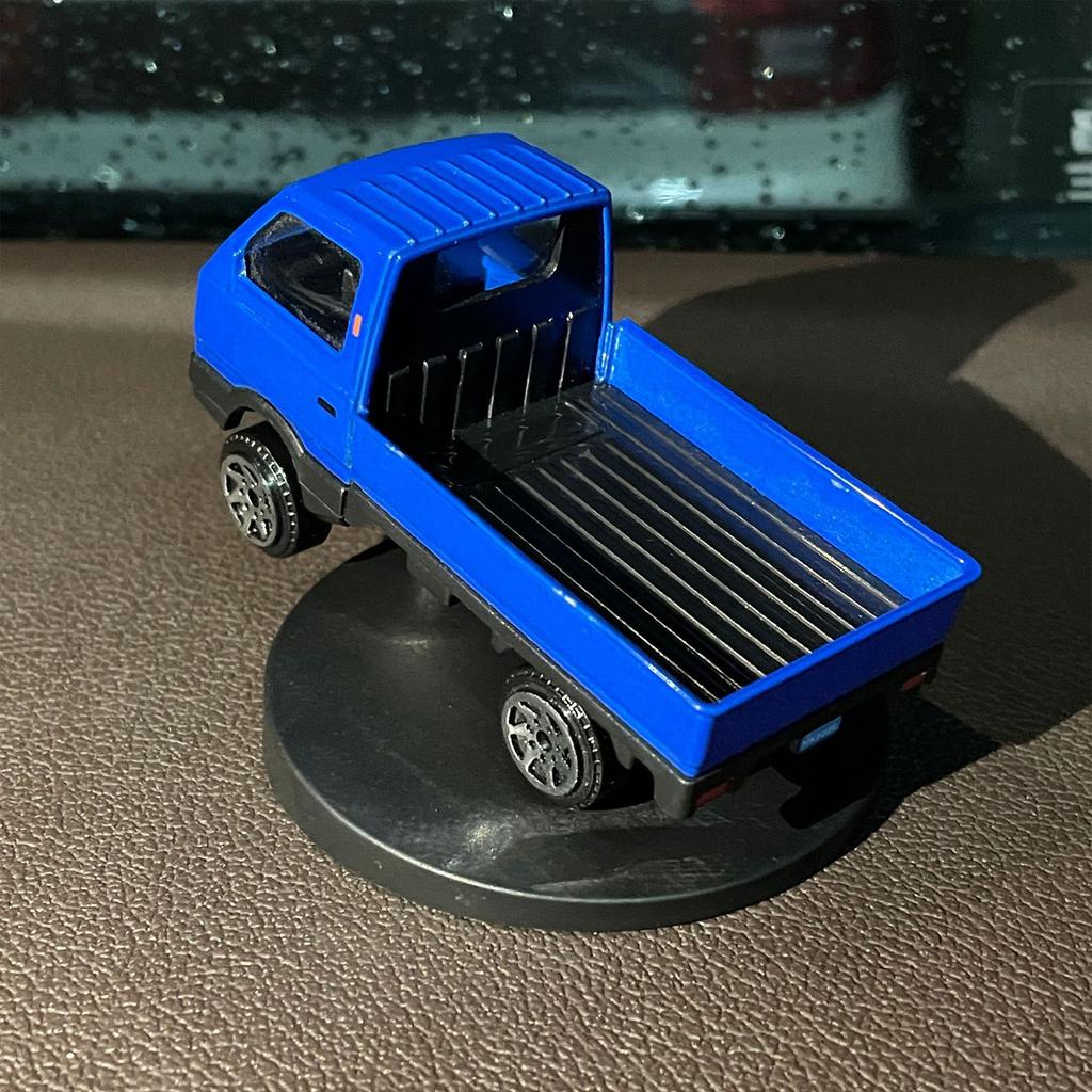 Automobile Dashboard Alloy Car Model with Premium Construction and Compact Swivel Base Thoughtful Gift for Car Lovers