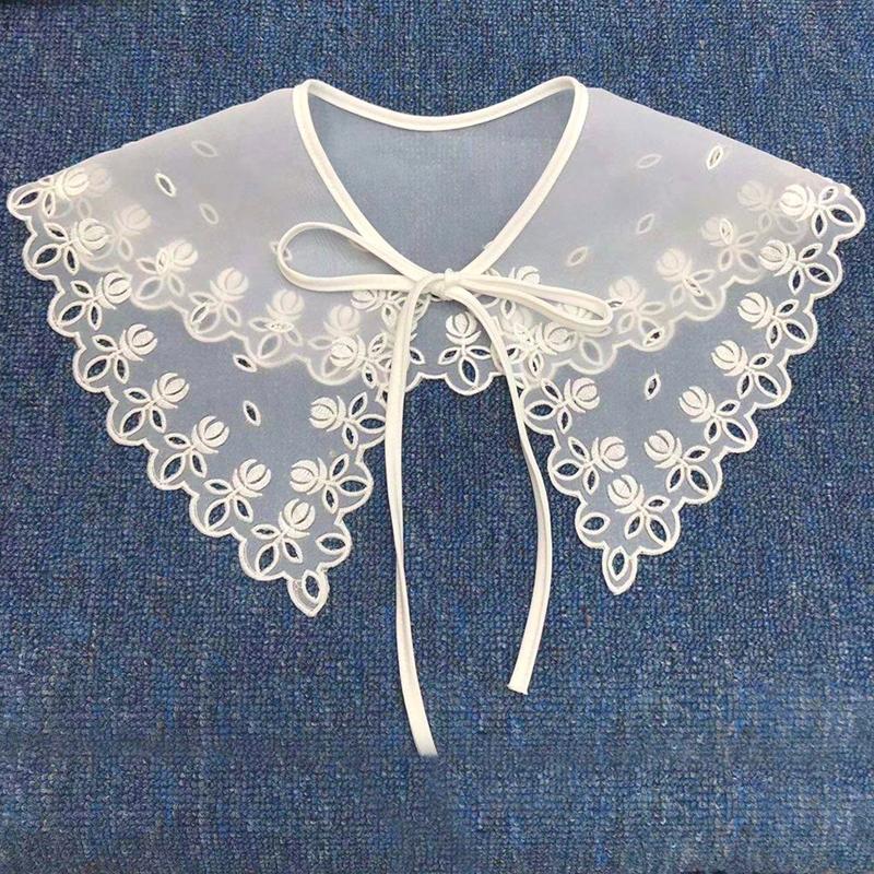 Vintage Palaststil Damen Puppen Falscher Kragen Hohlblumenspitze Rüschenbesatz Halbes Hemd Halskette Schal Wickeltuch Revers Bluse