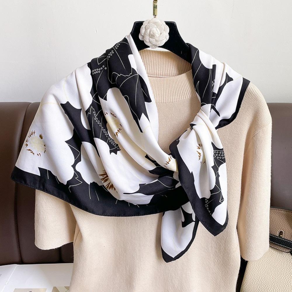 Printed Silk Scarf Luxury Bandanna High Quality Foulard  for Women