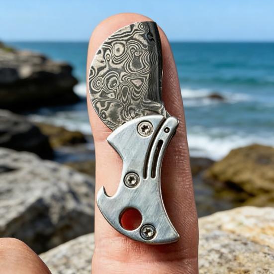 1/2Pcs Mini Bottle Opener EDC Cutter Heavy Duty Metal Lightweight DIY Packages Camping Multifunctional Bottle Opening Tools