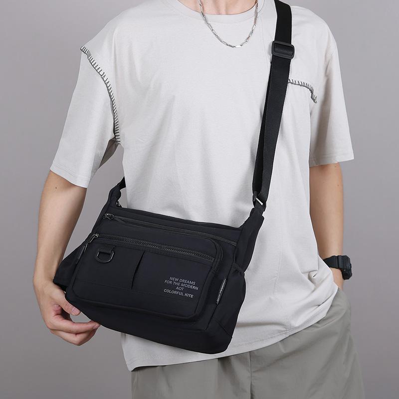 Multi-Zipper Pocket Men Shoulder Crossbody Bag with Bottler Holder Large Space Casual Messenger Bag for Outdoor Daily Use