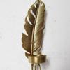 Metal Leaf Candle Holder Candlestick Nordic Style Wall Decoration Metal Leaf Rack in Golden Color for Home & Party Gift