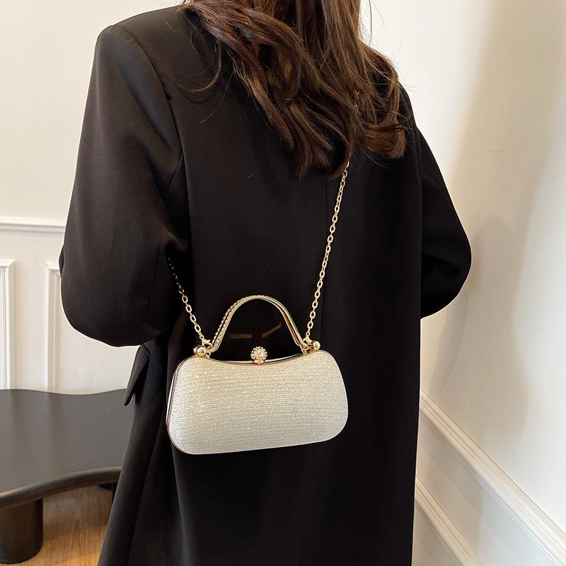 Ladies Fashion Shoulder Bag, Gorgeous Large Capacity Ladies Evening Bag, Glossy Compact Retro Ladies Handbag