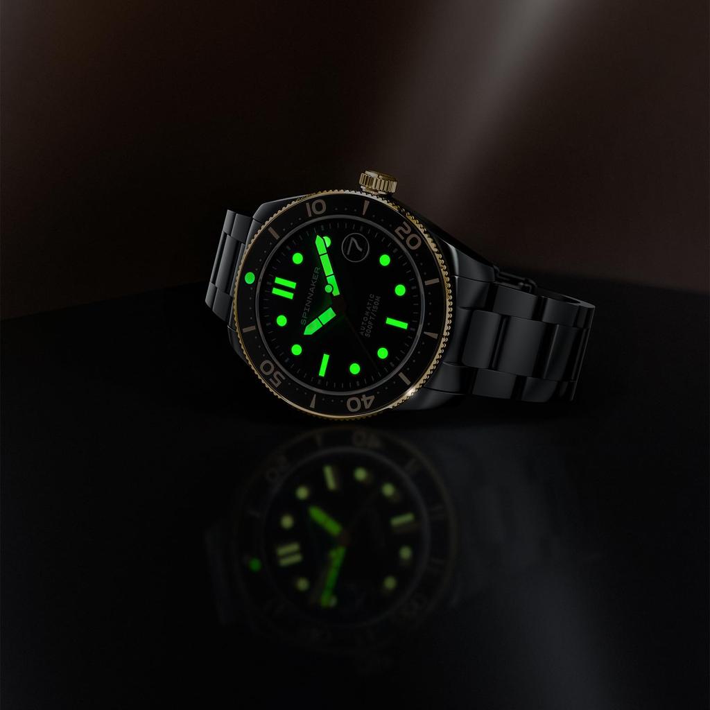 Croft Mid Schwarz und Gold Kollektion 15 ATM Wasser Saphir Schwarz [SPINNAKER] Uhr, Automatisch, Widerstandsfähig, Kristall, Zifferblatt, SP-5100-33, Herren [Authentisch]