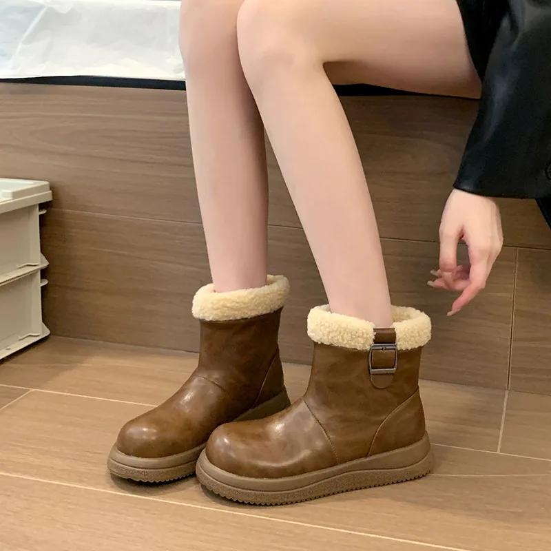 2024 Winter New Snow Boots Women Flat Plus Fleece Warm Short Boots Fashion Casual Women's Shoes