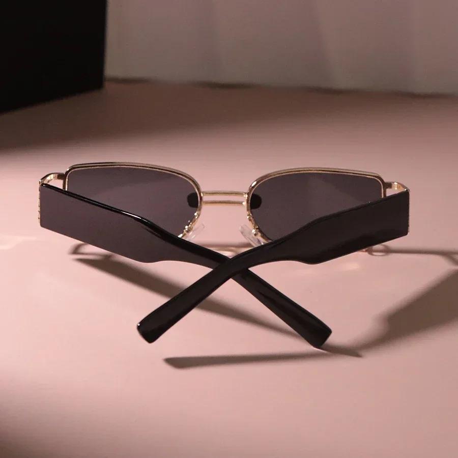 Vintage Classic Square Sunglasses For Women Men Retro Stylish Minimalist Fashion Female Male