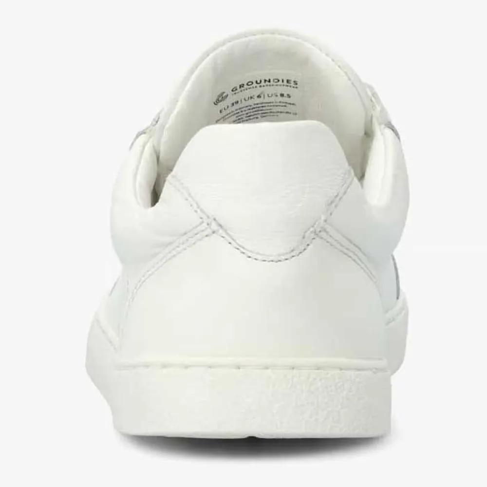 Groundies Sneakers Universe